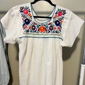 Casa Flores Embroidered Top